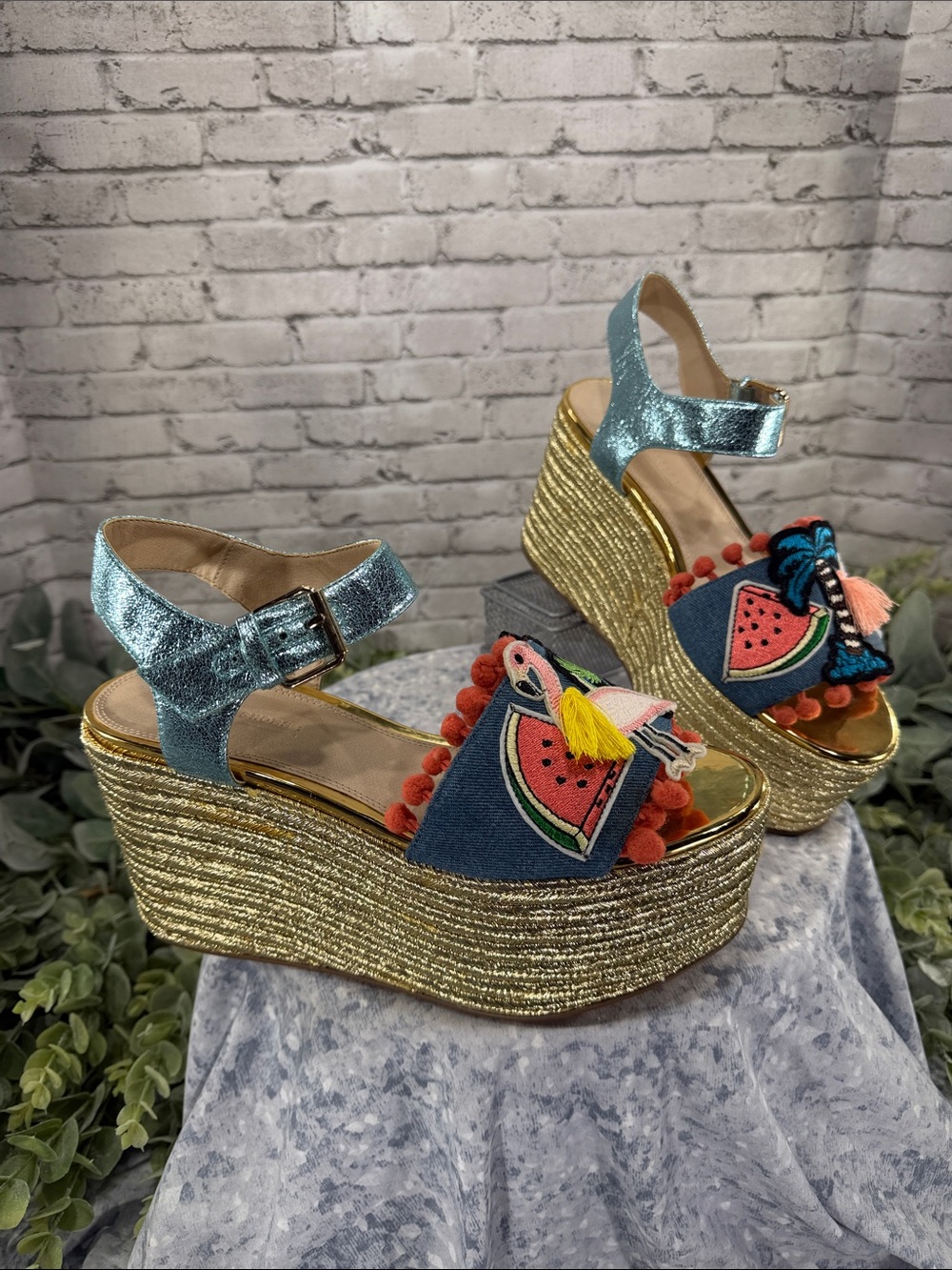 ASOS SHOES “Flamingo Tropical” Denim & Leather Festive Platform Sandals WMS 8